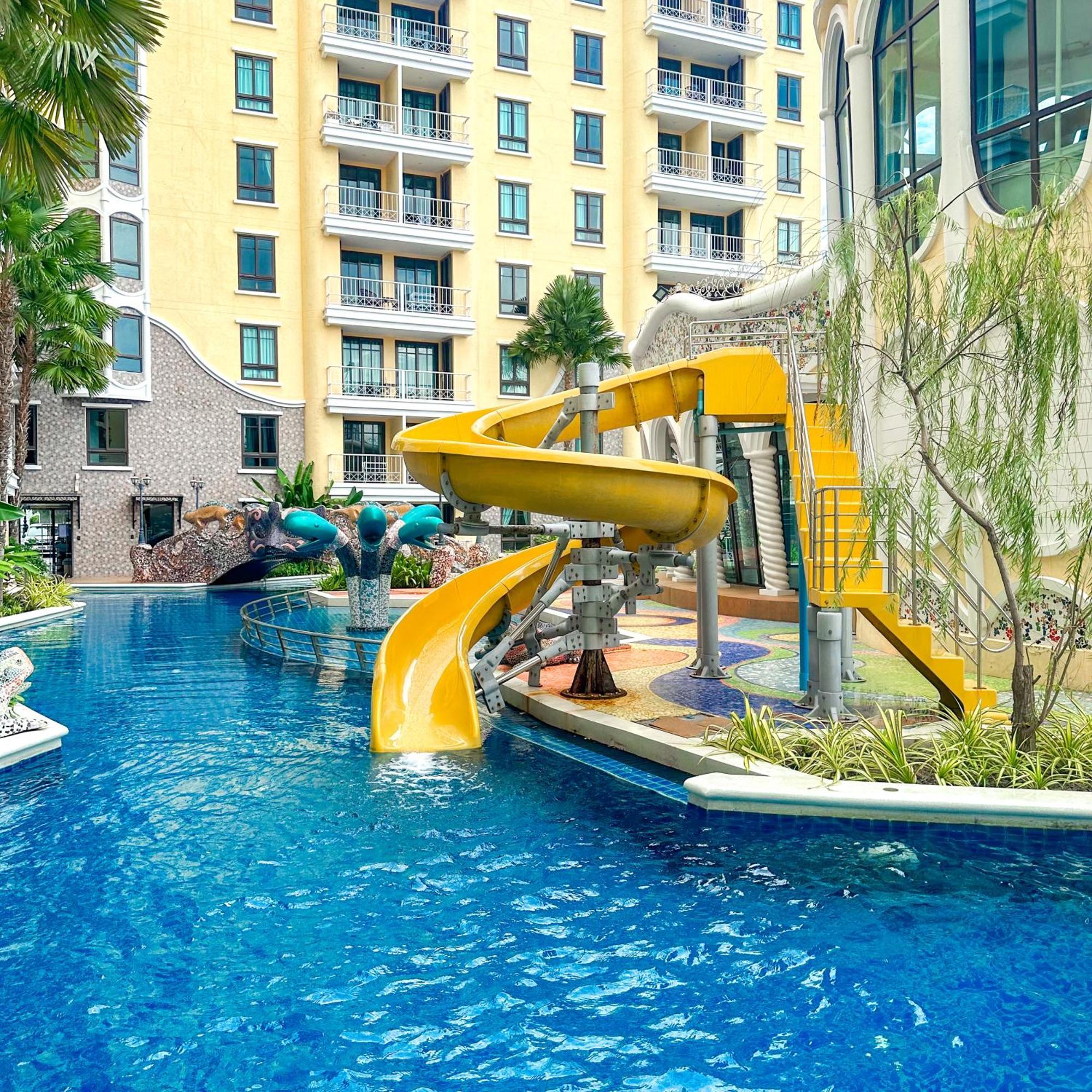 Espana Resort Jomtien Beach Pattaya Esterno foto