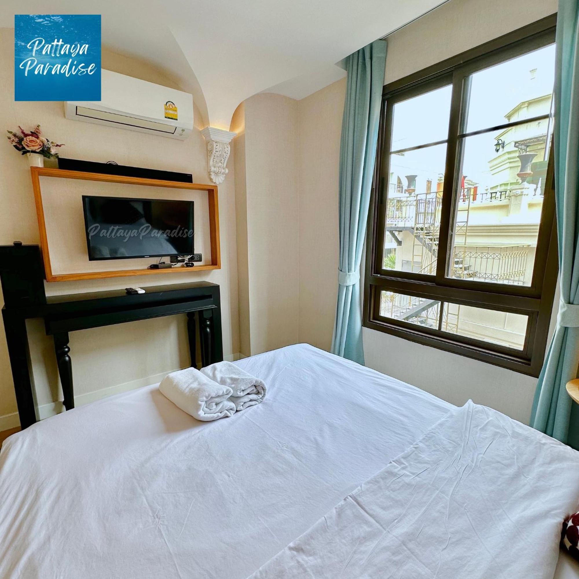 Espana Resort Jomtien Beach Pattaya Esterno foto