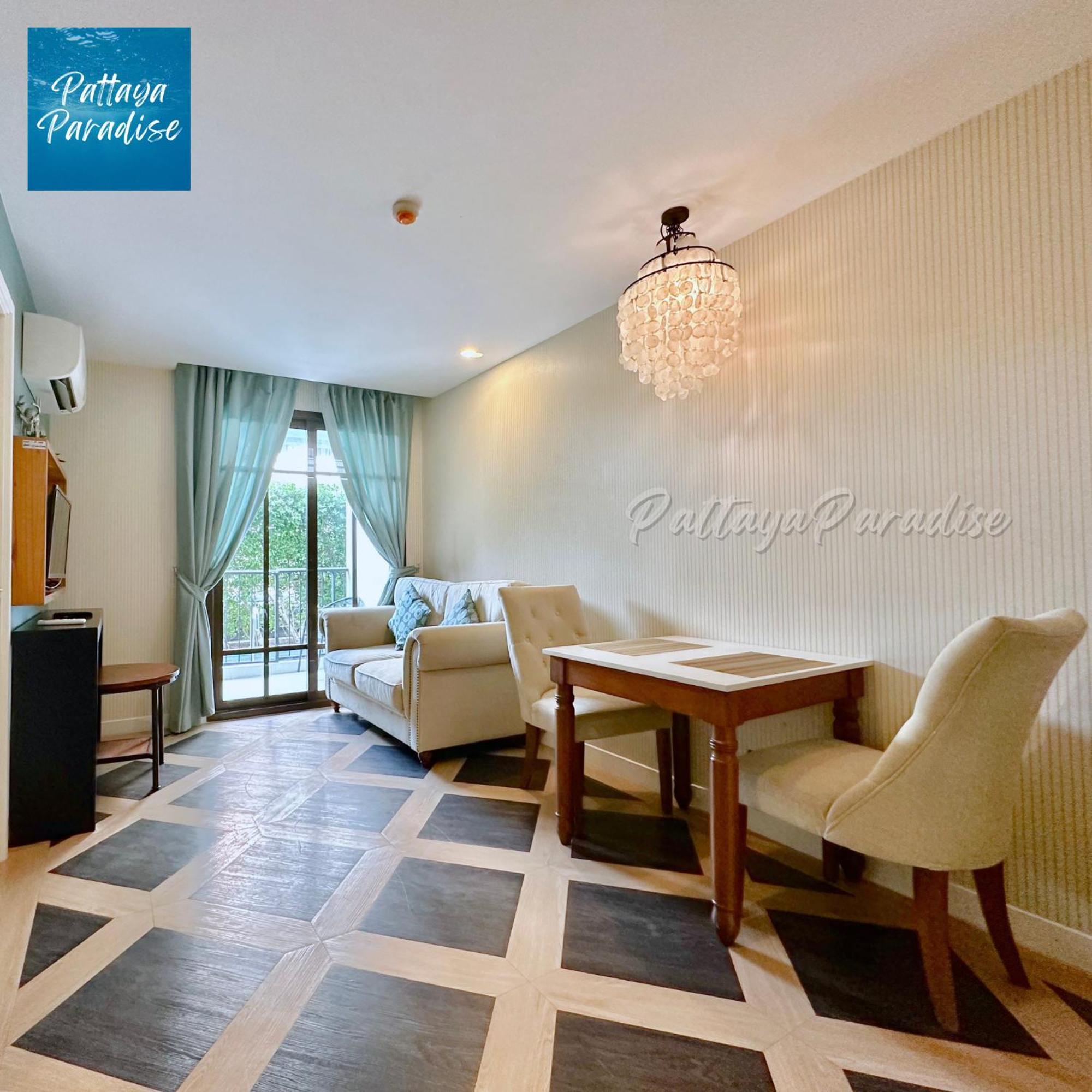 Espana Resort Jomtien Beach Pattaya Esterno foto
